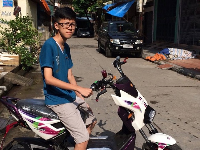 Xmen Yadea Sport màu tím vận chuyển về Cao Thắng, Quảng Ninh