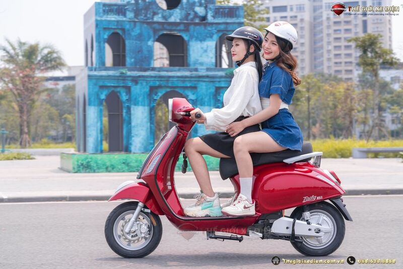 Xe máy điện Tailg Vespas R51