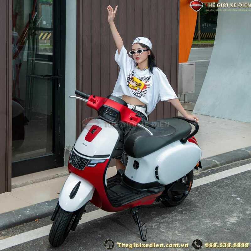 xe máy điện Osakar Rova