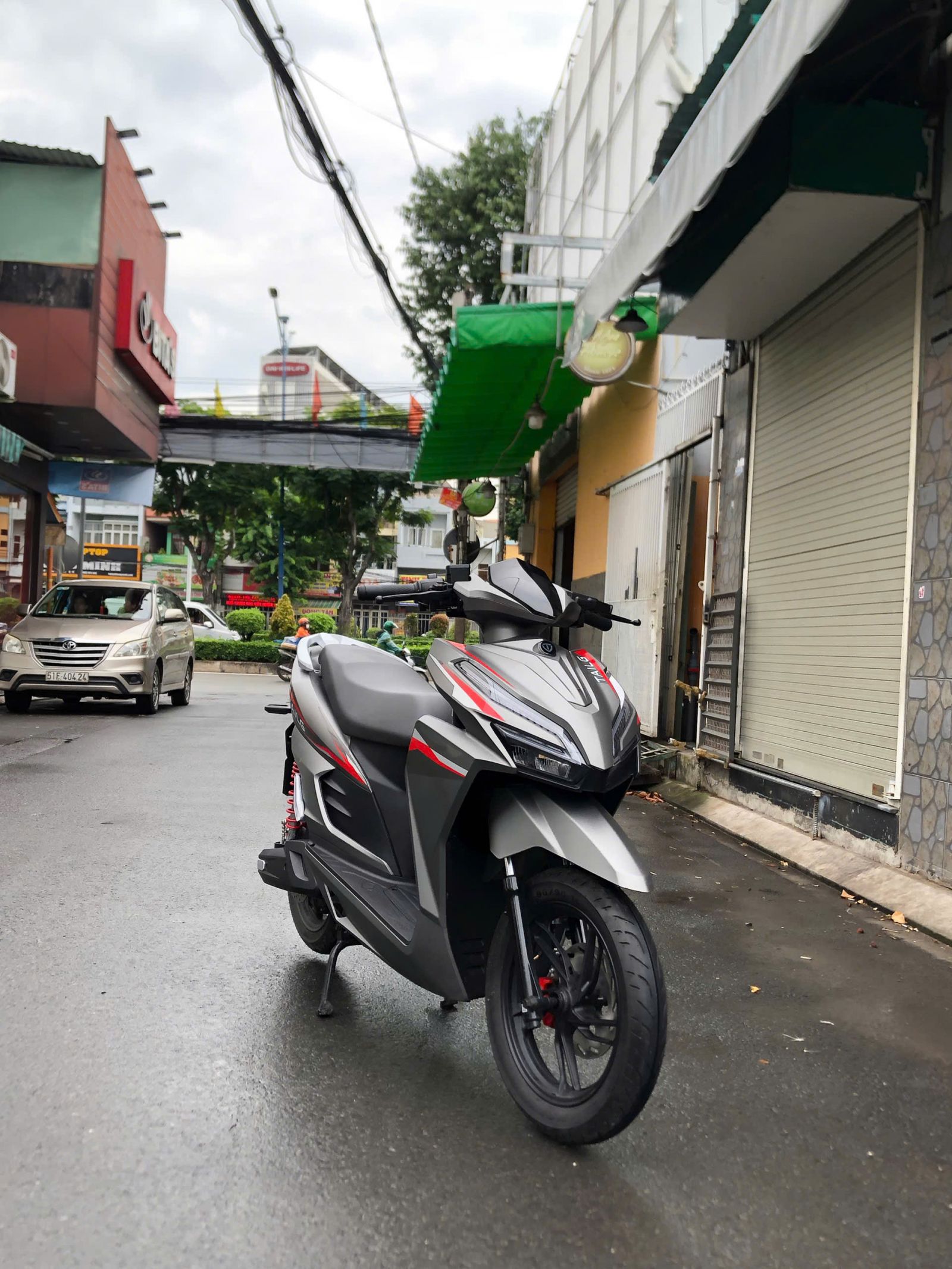 Vi phạm quy định giao thông