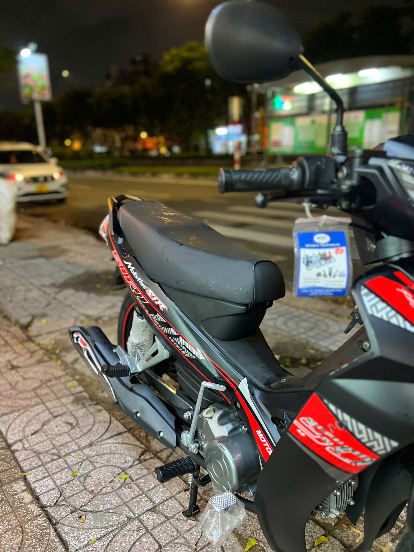 Victoria AT88 Pro 50cc hiện đại, nhẹ nhàng