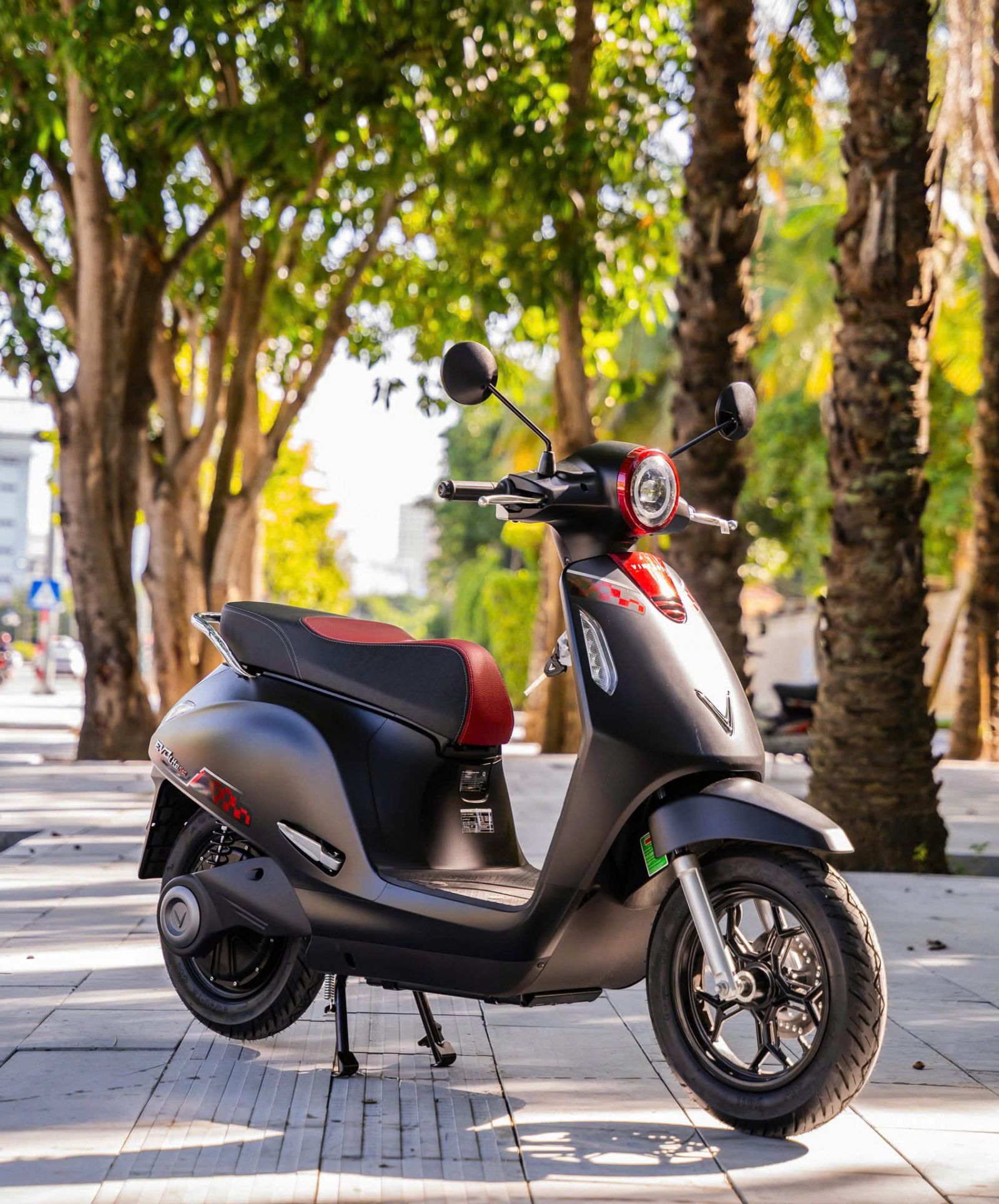 Khi lệch giờ học, giờ làm song hành cùng sự chuyển đổi sang xe điện