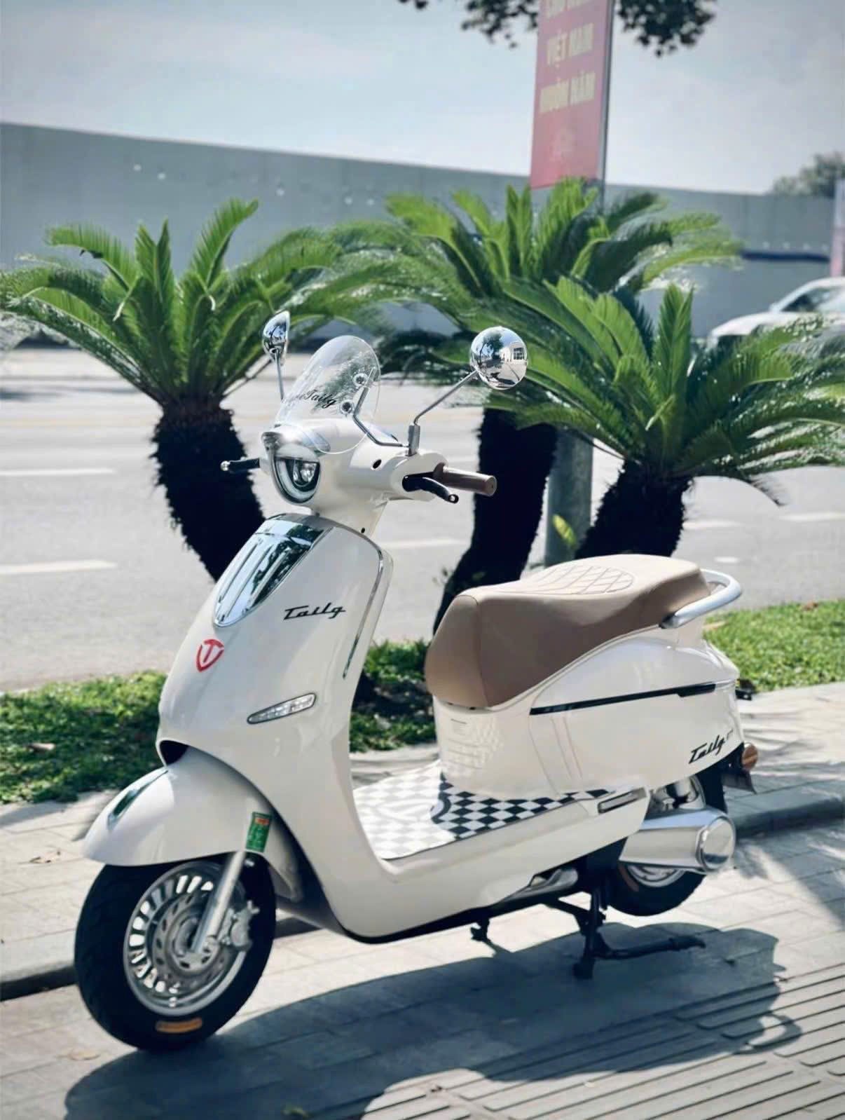 XE MÁY ĐIỆN TAILG SẠC NHANH, ĐI XA NHIỀU PHỤ HUYNH CHỌN CHO CON VÀO NĂM HỌC MỚI