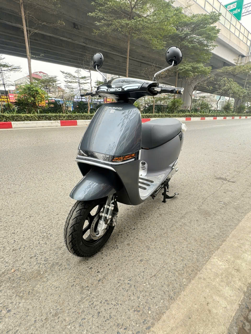 Nhiều người chốt xe điện tại Thế Giới Xe Điện khi giá xăng tăng liên tục