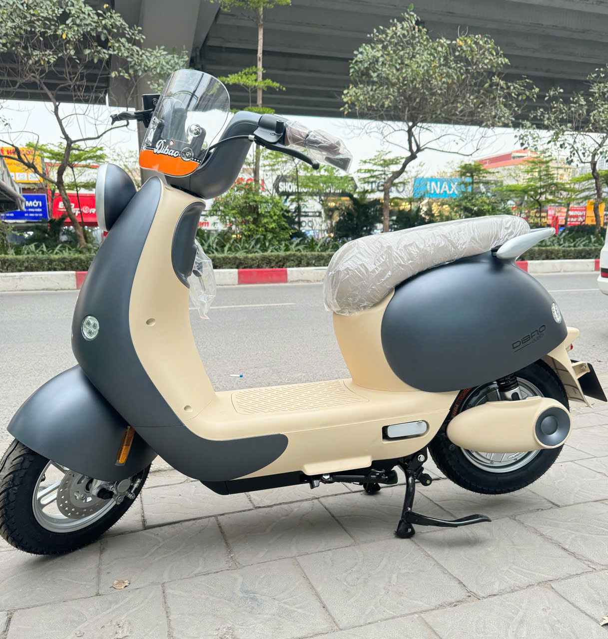 Người dùng bất ngờ giá xe điện giảm trong khi giá xăng đang tăng