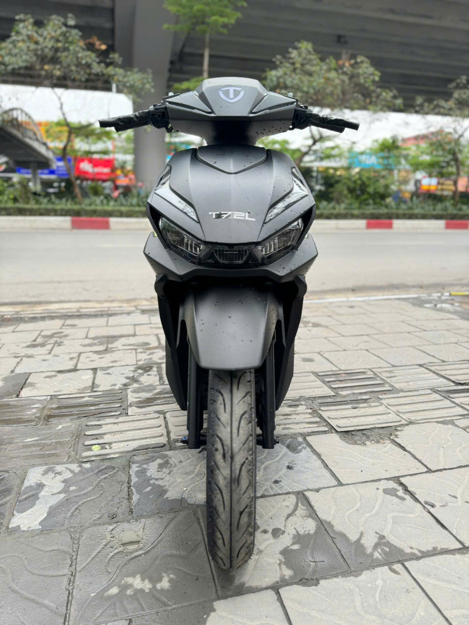 Chiếc xe điện Tailg T72 khiến người đi đường tưởng nhầm Honda Air Blade