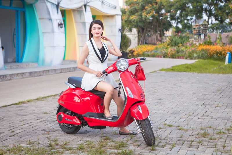 Xe máy điện Vespa Napoli