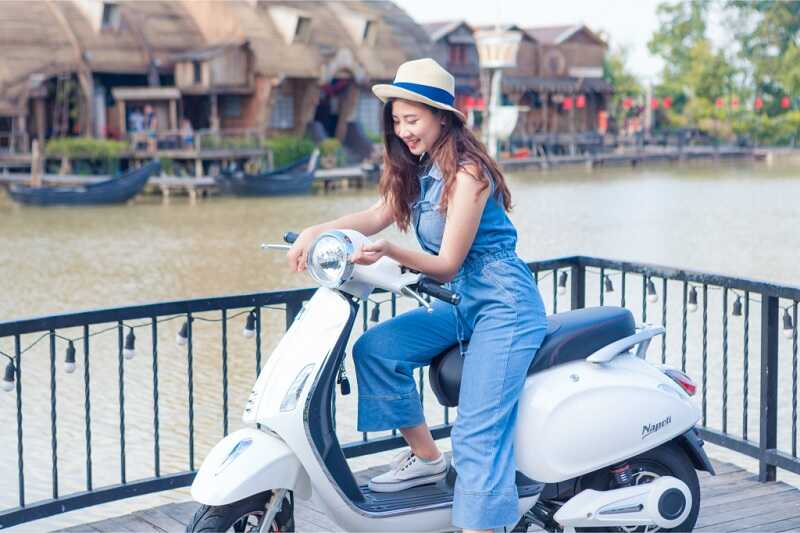 Xe máy điện Vespa Napoli