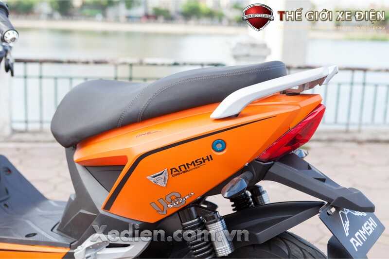 Xe điện Anmshi V8