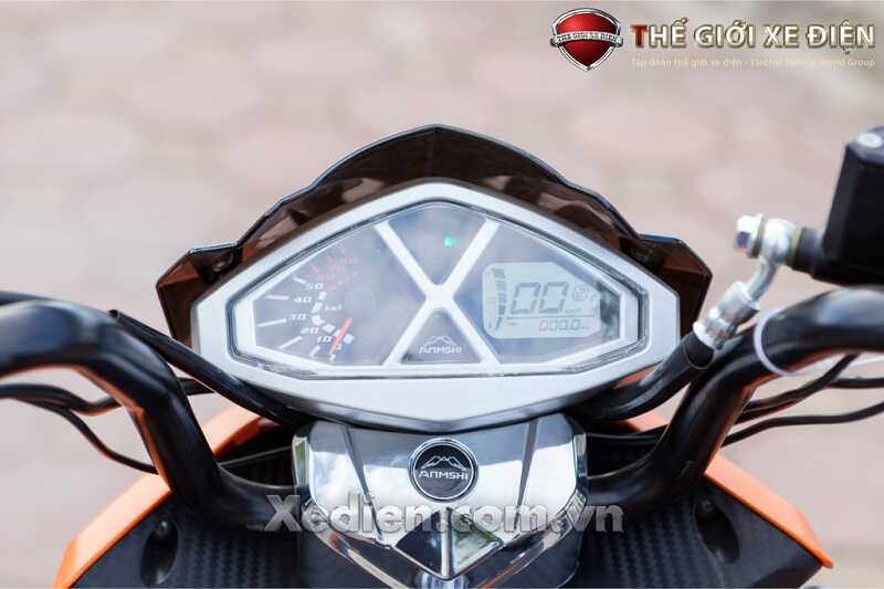 Xe điện Anmshi V8