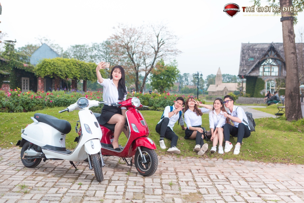 Top Các Mẫu Xe Máy Cho Sinh Viên Nữ Không Nên Bỏ Qua