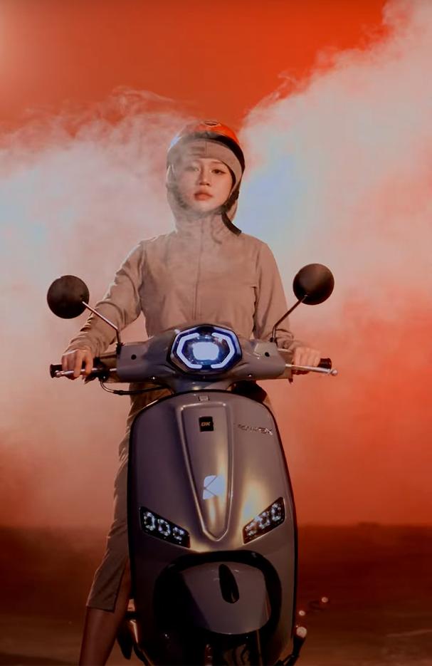 [Video Biến Hình] Dk Roma SX 50cc - BunnyT & Maydeiii