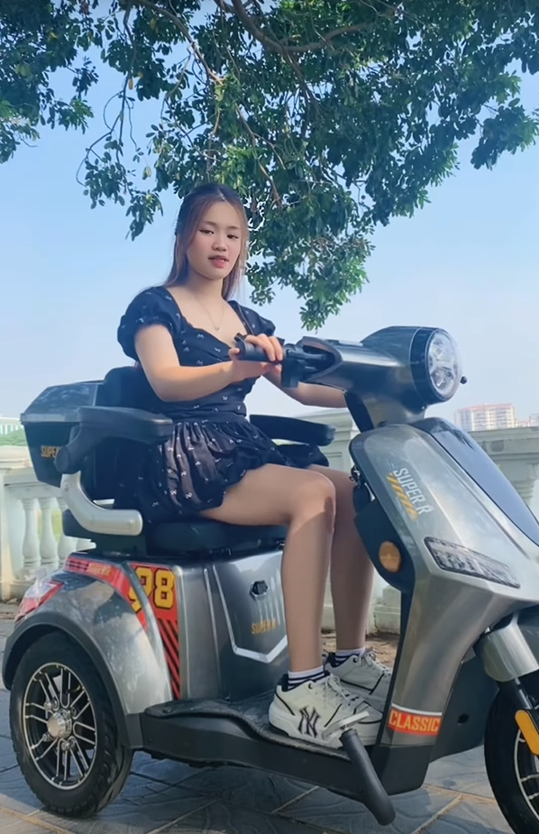 Xe Điện 3 Bánh Cao Cấp Giá Chưa Tới 20 Củ Khoai