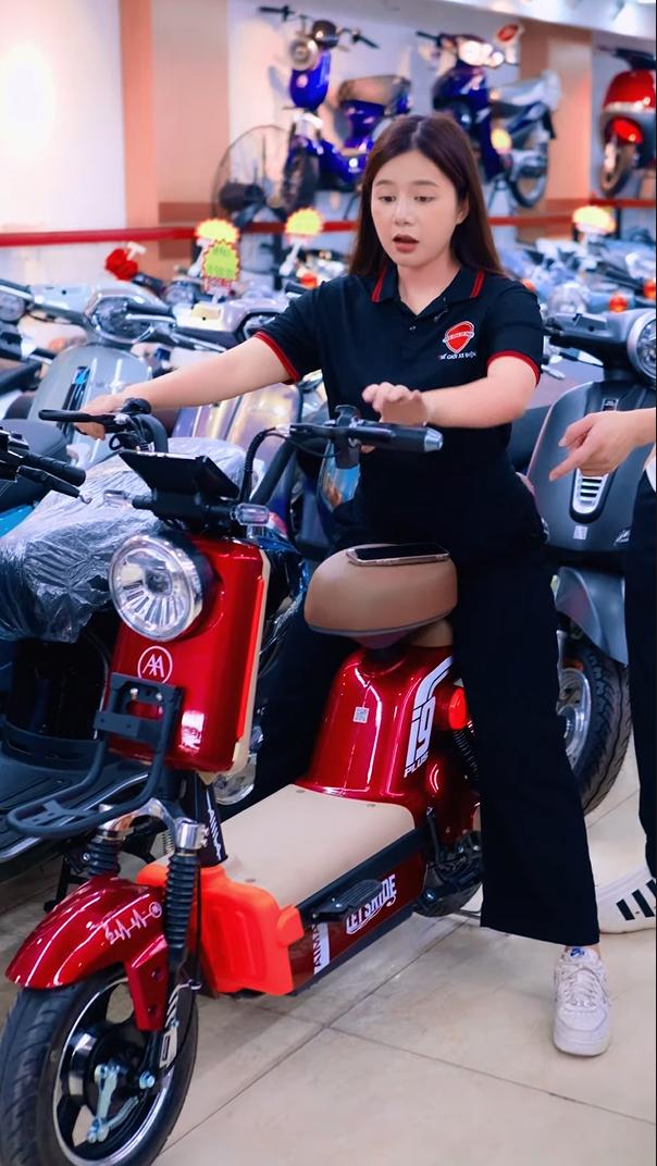 Xe Đạp Điện Aima I9 Plus Hiện Đại Thời Trang Cho Học Sinh