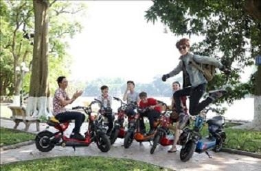 Xe đạp điện Giant đồng hành cùng các bạn trẻ Việt Nam.