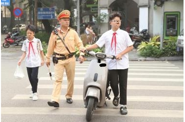 Chưa hiểu luật về đăng ký xe điện, hàng ngàn chiếc xe bị xử lý