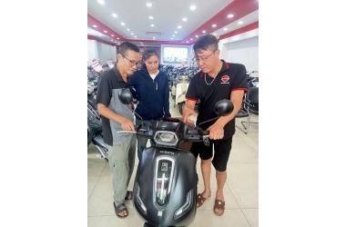 Dibao Tesla E Đen Nhám Tìm Được Chủ Nhân Mới Tại Thế Giới Xe Điện